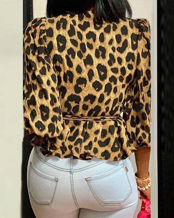 LOOSE LEOPARD PRINT TOP