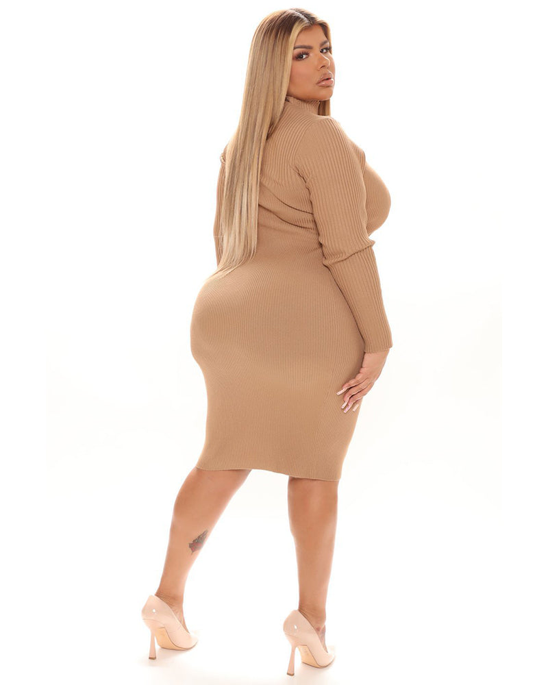 Plus Solid Cut Out Front Bodycon Dress